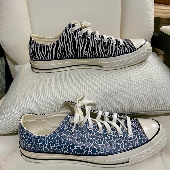Converse chucks low space animal sneakers. Men’s 10, women’s 12. - Picture 2 of 6